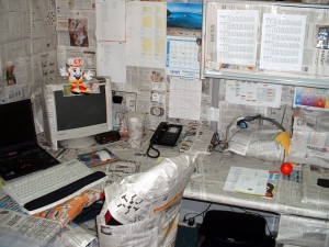 distractia-la-locul-de-munca-act-si-politon